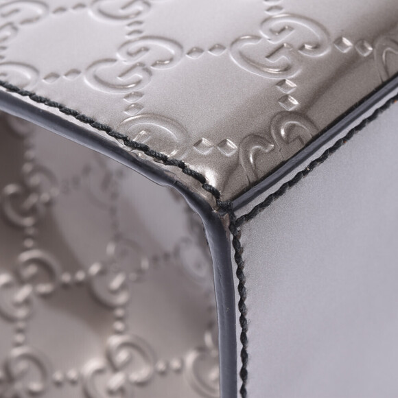 Gucci Guccissima Emily Chain Shoulder Bag Gray Patent Vernis Leather - Picture 6 of 9